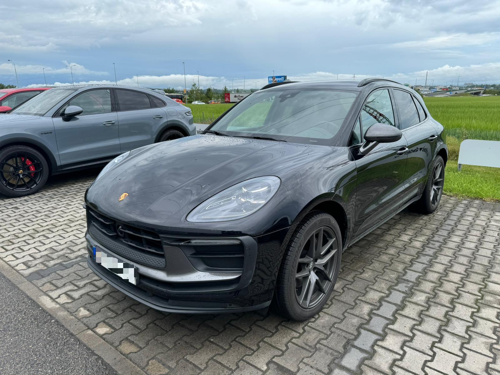 Porsche Macan T